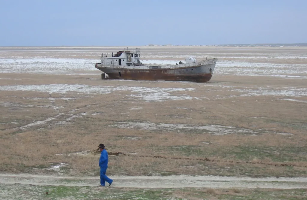 Prospettive per il futuro del lago d'Aral grazie al soccorso di molti gruppi internazionali