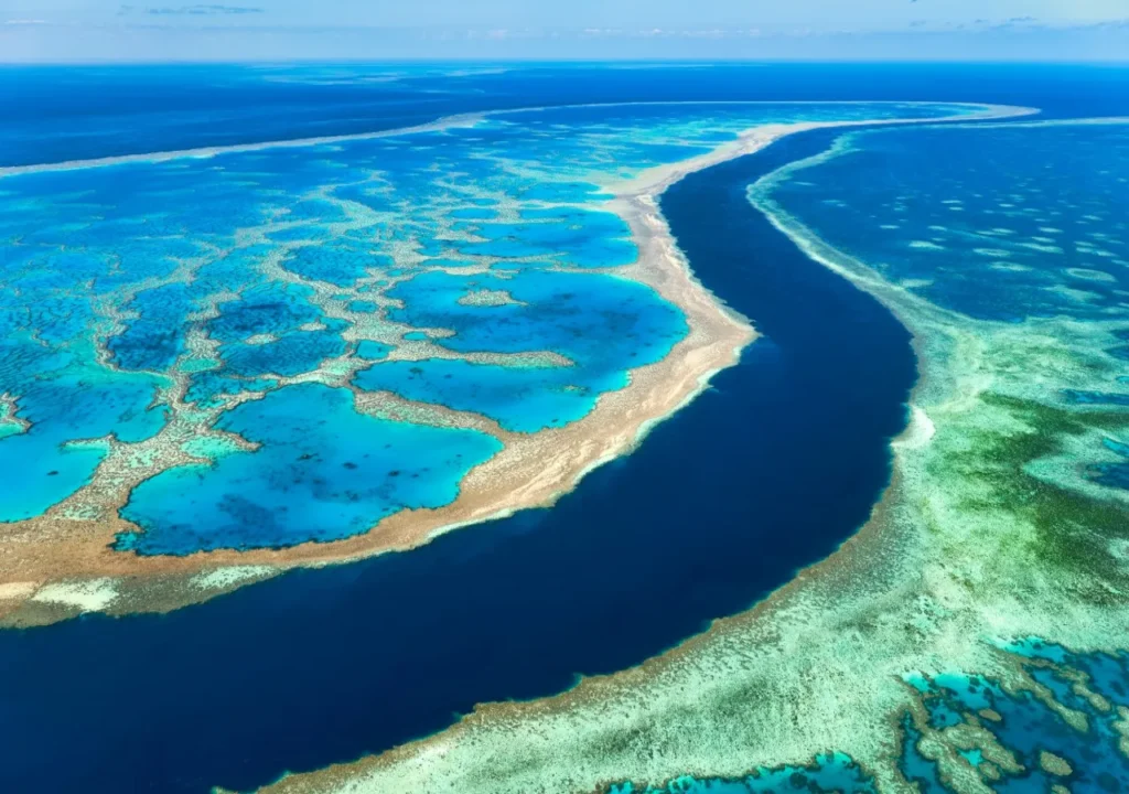 La grande barriera corallina australiana vista dall'alto - immagine Your Weather UK