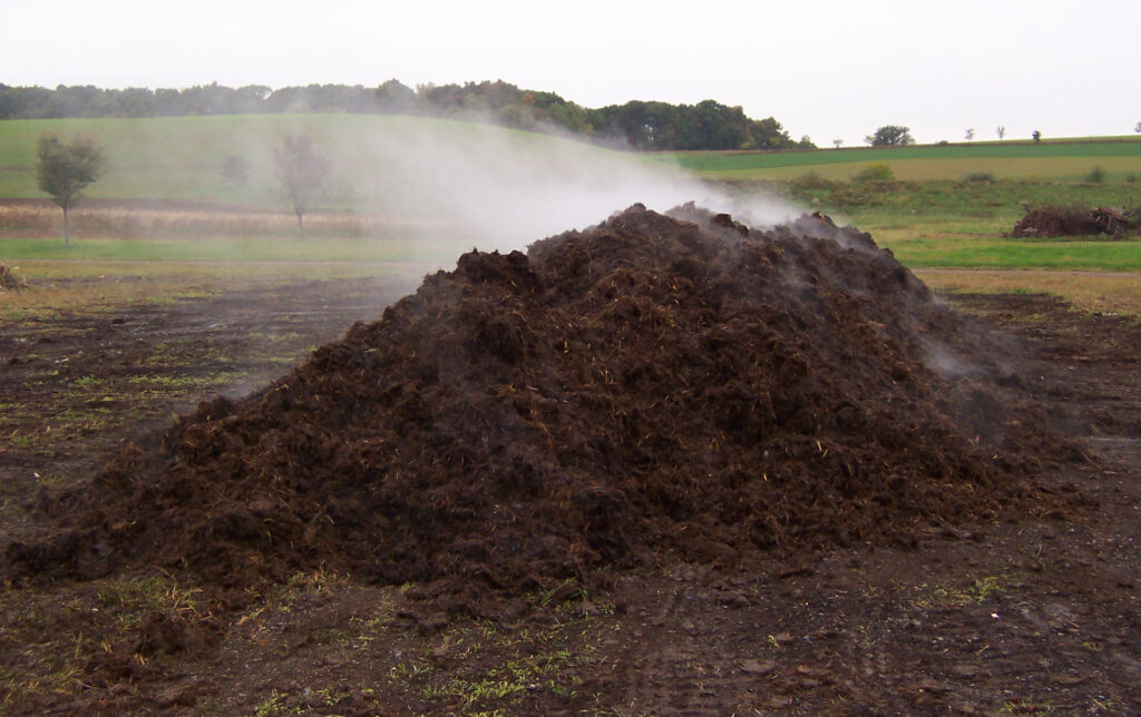 Il compost finale risulta molto migliore con l'aggiunta dei 3 additivi naturali - immagine Rodale Institute